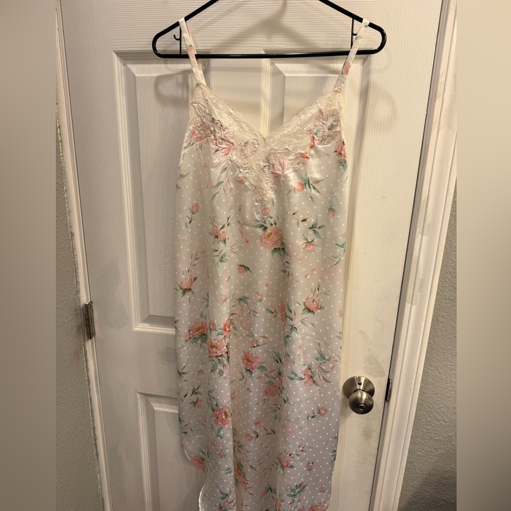 Lingerie 3 pcs NWT - Picture 3 of 12